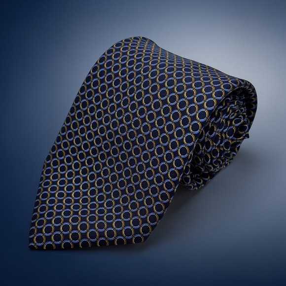 Barneys New York Silk Necktie Navy Gold Geometric 57x3.75 New With Tags